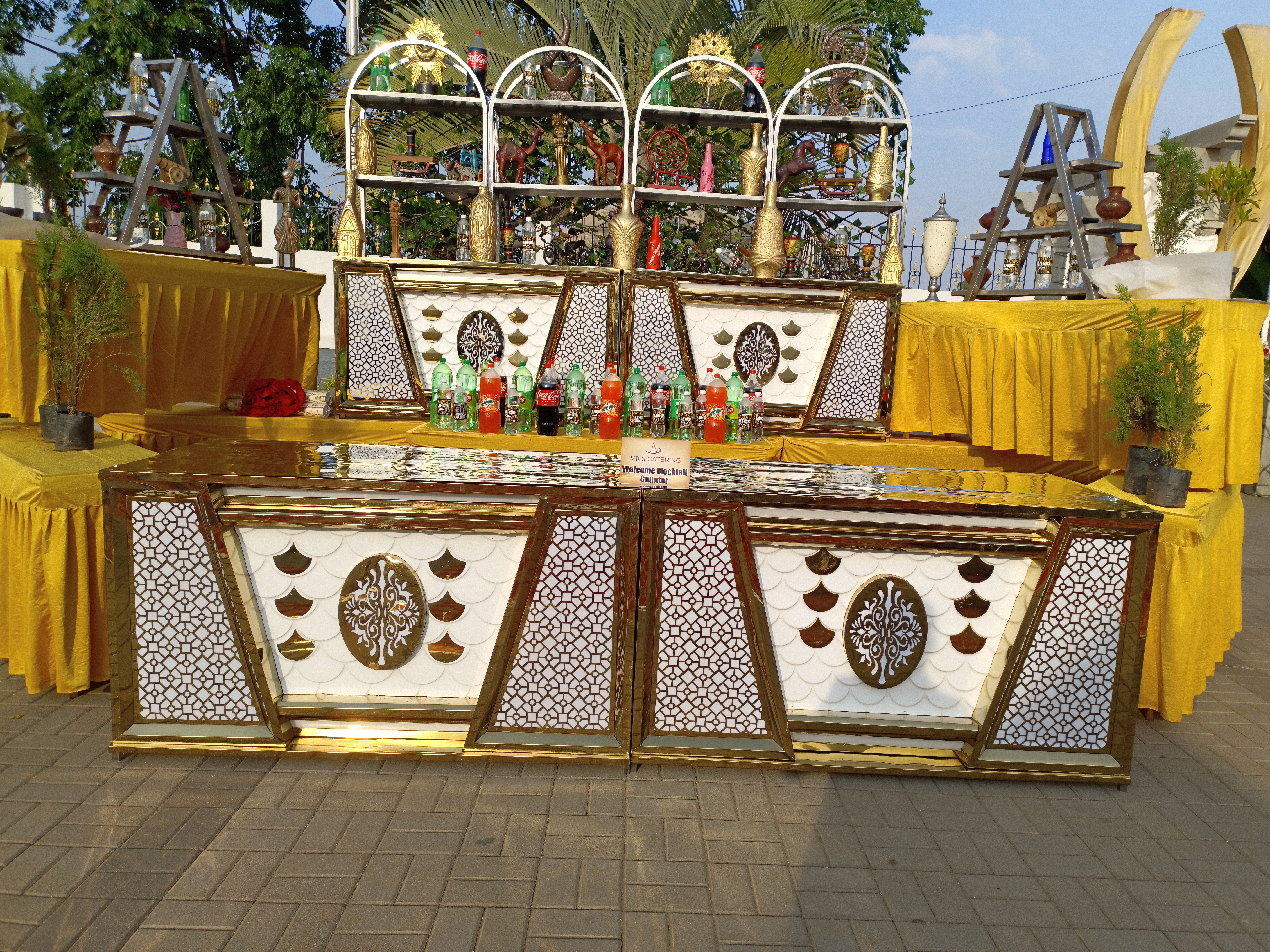 Royal Catering Service image 2