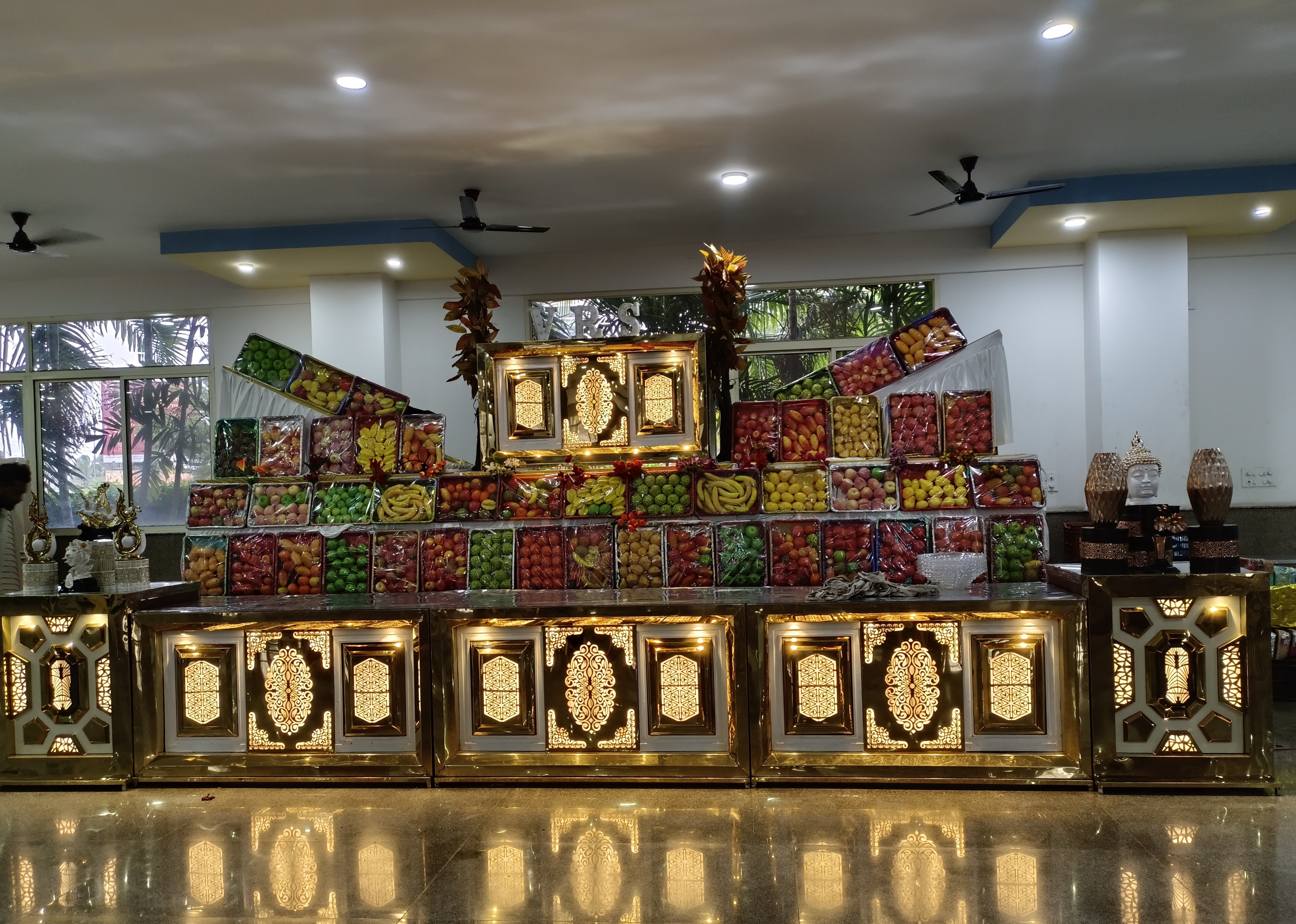 Royal Catering Service image 4