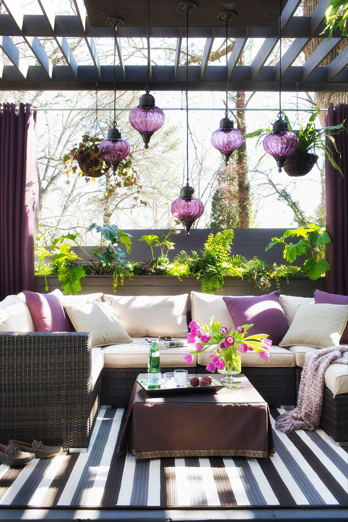 Indoor & Outdoor Decor